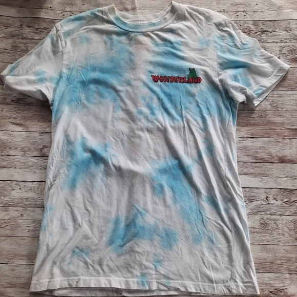 Division Of Labor Wonderland Graphic Tee - Picture 6 of 15